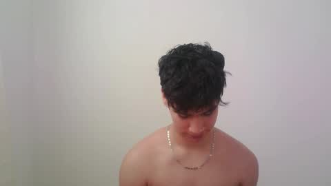 Snapshot of zeus_183 chatting on 11/08/25, 01:55 zeus_183 online show from 11/08/25, 01:55