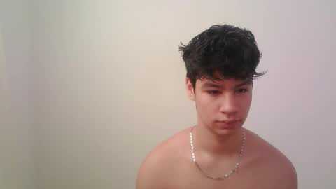 Snapshot of zeus_183 chatting on 11/10/25, 01:21 zeus_183 online show from 11/10/25, 01:21