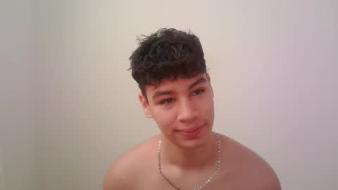 Snapshot of zeus_183 chatting on 12/04/25, 01:31 zeus_183 online show from 12/04/25, 01:31