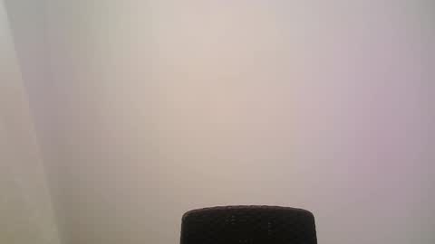 zeus_183 online show from 02/17/26, 04:02