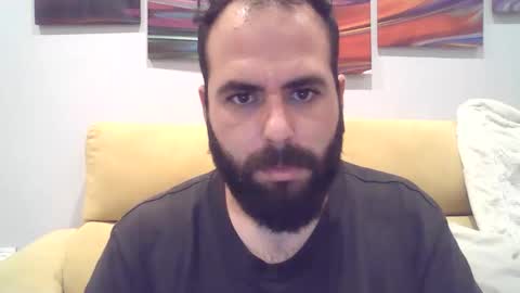 Snapshot of zeusateneo chatting on 12/15/25, 06:45 Zeus online show from 12/15/25, 06:45