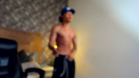 Snapshot of zeusjeff chatting on 01/03/25, 03:27 zeus online show from 01/03/25, 03:27