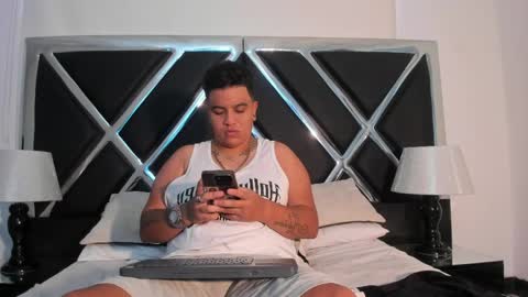 zeussmithh online show from 04/20/26, 12:41