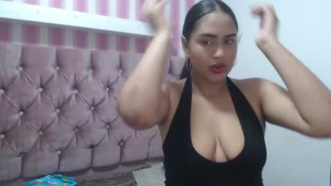 zeynep_20_ online show from 07/30/26, 02:16