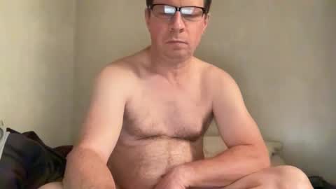 Snapshot of zgibnam chatting on 10/23/25, 02:22 zgibnam online show from 10/23/25, 02:22