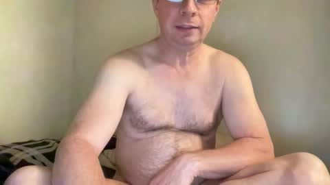 Snapshot of zgibnam chatting on 11/19/25, 02:55 zgibnam online show from 11/19/25, 02:55