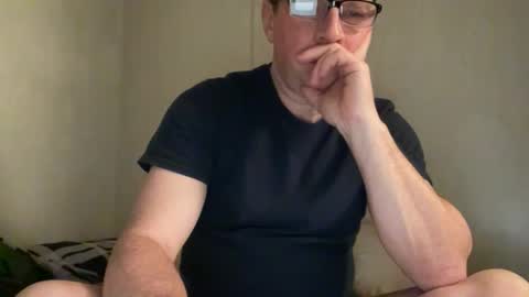 Snapshot of zgibnam chatting on 12/01/25, 03:00 zgibnam online show from 12/01/25, 03:00