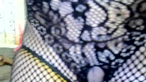 Snapshot of zhamira_21 chatting on 12/29/24, 07:28 ZHAMIRA ANDRES online show from 12/29/24, 07:28
