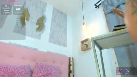 ZHAMIRA  ANDRES online show from 11/21/25, 11:58