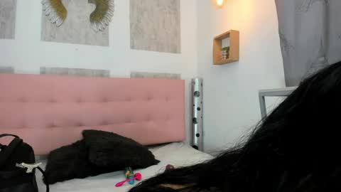 ZHAMIRA  ANDRES online show from 03/29/26, 08:42