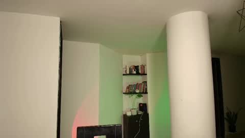 Zhara online show from 11/10/25, 11:09