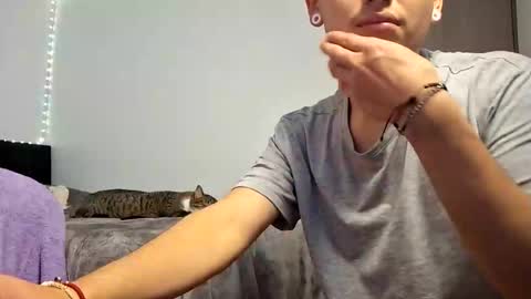 Zhara and logan online show from 03/17/26, 11:46