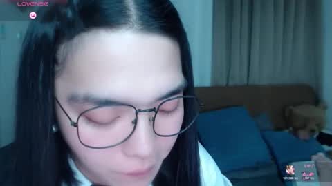 im your lovely zhaviabigcock here online show from 04/23/26, 04:35