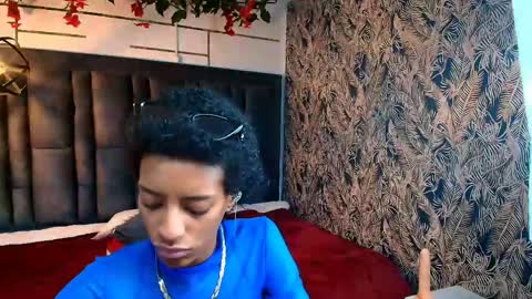 Snapshot of zia_green chatting on 05/19/26, 01:28 Zia Green online show from 05/19/26, 01:28