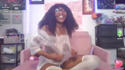 Snapshot of ziafoxy chatting on 10/11/25, 02:55 ziafoxy online show from 10/11/25, 02:55