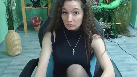 Snapshot of zianichols chatting on 02/27/25, 05:58 zianichols online show from 02/27/25, 05:58