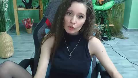 Snapshot of zianichols chatting on 02/27/25, 09:04 zianichols online show from 02/27/25, 09:04