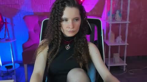 Snapshot of zianichols chatting on 03/06/25, 10:41 zianichols online show from 03/06/25, 10:41