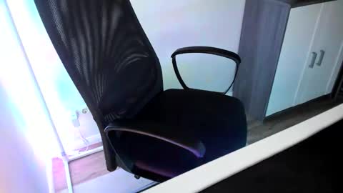 ziemlichflutschig online show from 10/16/25, 02:56