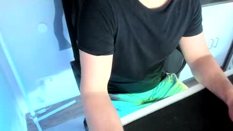 ziemlichflutschig online show from 04/07/26, 05:08