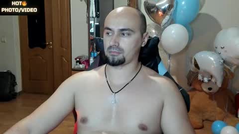 Snapshot of ziesh chatting on 10/26/25, 07:20 Ziesh online show from 10/26/25, 07:20