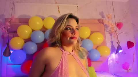 Snapshot of zihaadams_ chatting on 06/12/26, 04:00 zihaadams_ online show from 06/12/26, 04:00