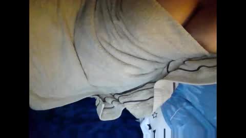zimzim_ online show from 04/30/26, 10:36