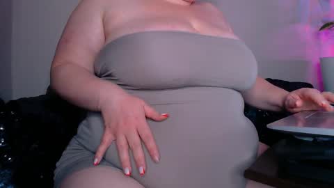 zinacorleone online show from 04/24/26, 08:22