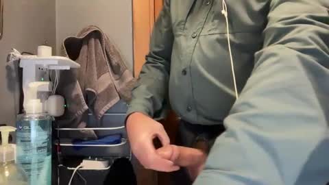 Snapshot of zinger283069 chatting on 12/03/25, 12:18 zinger283069 online show from 12/03/25, 12:18