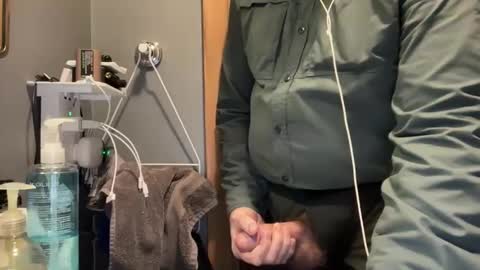 Snapshot of zinger283069 chatting on 12/18/25, 08:26 zinger283069 online show from 12/18/25, 08:26