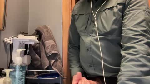 Snapshot of zinger283069 chatting on 01/15/26, 12:04 zinger283069 online show from 01/15/26, 12:04