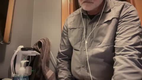 Snapshot of zinger283069 chatting on 02/20/26, 12:51 zinger283069 online show from 02/20/26, 12:51