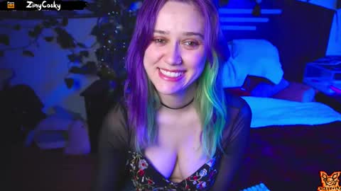 Snapshot of ziny_cosky chatting on 09/27/25, 02:27 Ziny Cosky online show from 09/27/25, 02:27