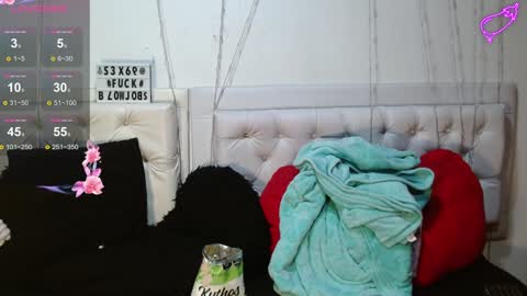 Snapshot of zion_bora chatting on 12/05/24, 02:31 Zion Bora online show from 12/05/24, 02:31