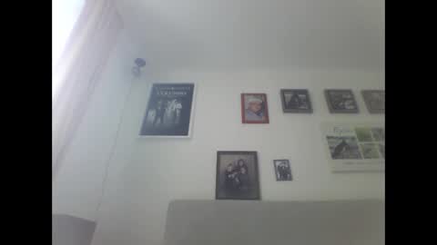 Zippi online show from 10/03/25, 07:27