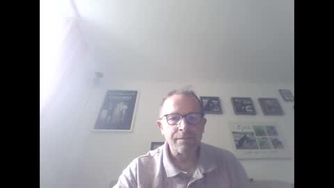 Zippi online show from 10/05/25, 01:09