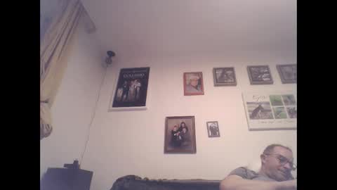 Zippi online show from 11/18/25, 06:45