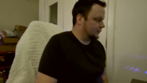 Snapshot of zissix chatting on 01/21/25, 04:10 zissix online show from 01/21/25, 04:10