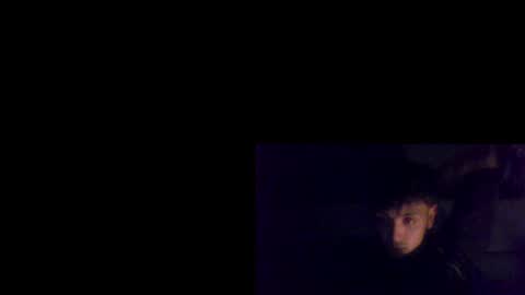 Snapshot of zizu1998 chatting on 07/17/26, 08:43 zizu1998 online show from 07/17/26, 08:43