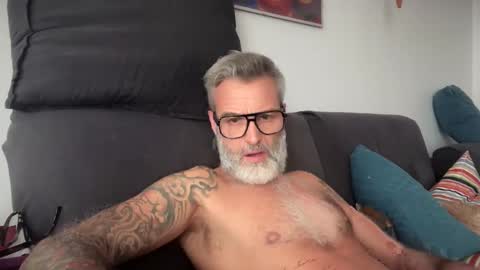 zkopa69 online show from 10/09/25, 02:48