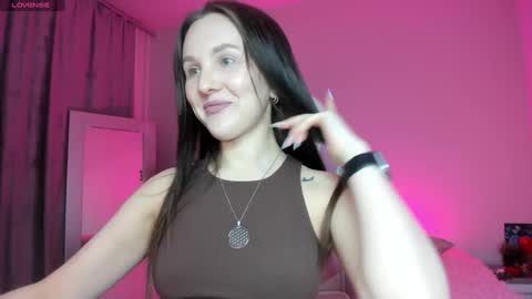 Snapshot of zlata__fox chatting on 01/26/25, 03:03 Zlata Mon Tue Thu Fri Sun Sa GMT 3 0000pm - 0600pm online show from 01/26/25, 03:03