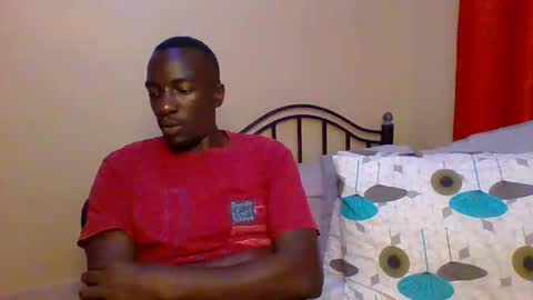Snapshot of zlatann2012 chatting on 01/29/25, 07:00 Zlatann2012 online show from 01/29/25, 07:00