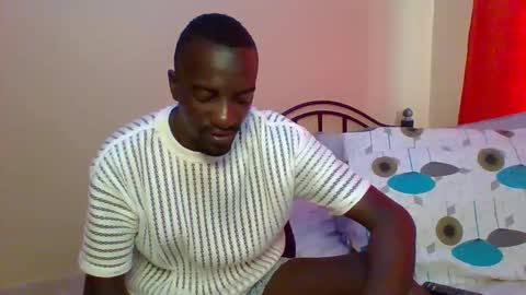 Snapshot of zlatann2012 chatting on 02/02/25, 12:46 Zlatann2012 online show from 02/02/25, 12:46