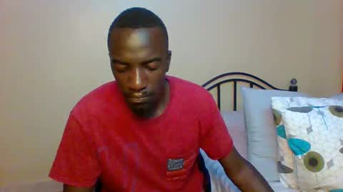 Snapshot of zlatann2012 chatting on 02/04/25, 12:40 Zlatann2012 online show from 02/04/25, 12:40
