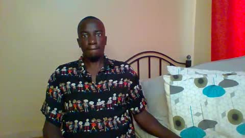 Snapshot of zlatann2012 chatting on 02/08/25, 10:39 Zlatann2012 online show from 02/08/25, 10:39