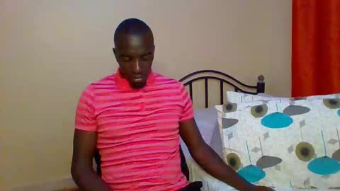 Snapshot of zlatann2012 chatting on 02/08/25, 06:33 Zlatann2012 online show from 02/08/25, 06:33
