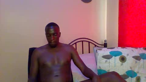 Snapshot of zlatann2012 chatting on 02/15/25, 12:54 Zlatann2012 online show from 02/15/25, 12:54