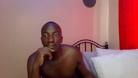 Snapshot of zlatann2012 chatting on 02/25/25, 12:13 Zlatann2012 online show from 02/25/25, 12:13