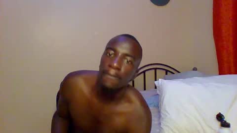 Snapshot of zlatann2012 chatting on 03/04/25, 07:01 Zlatann2012 online show from 03/04/25, 07:01