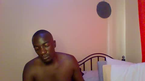 Snapshot of zlatann2012 chatting on 03/06/25, 12:19 Zlatann2012 online show from 03/06/25, 12:19